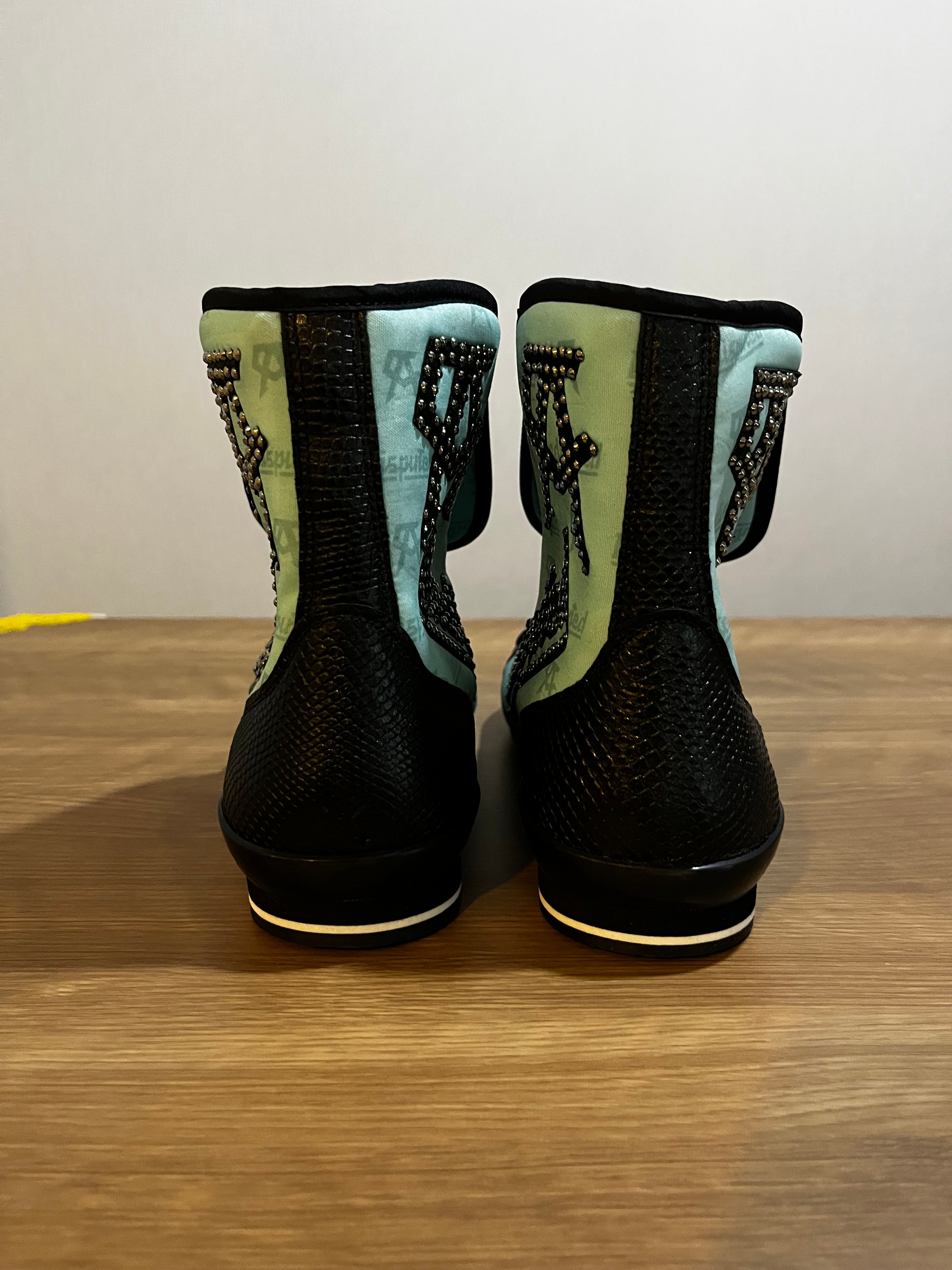 Pre-order now (AzulOro) – NO BOXING NO LIFE JAPAN